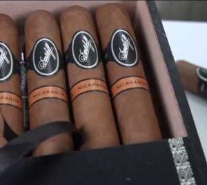 Davidoff Nicaragua Robusto Boîte de 12 cigares