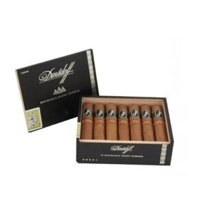 Davidoff Nicaragua Short Corona 14er Kistli Cigars
